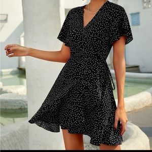 Polka dot cute wrap dress never worn